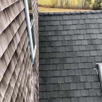 Grand Manor, Specialty Roof